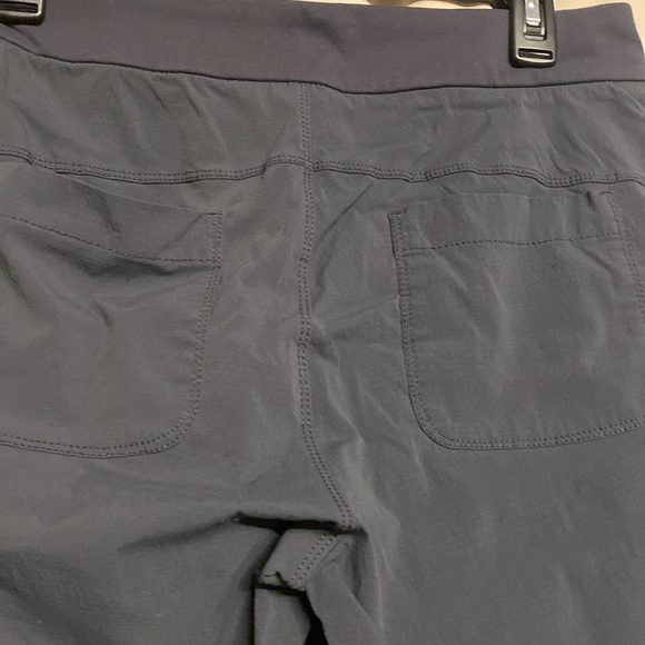 Athleta Trekkie 2.0 Jogger Pants Size 10 Color Gray - Picture 8 of 11